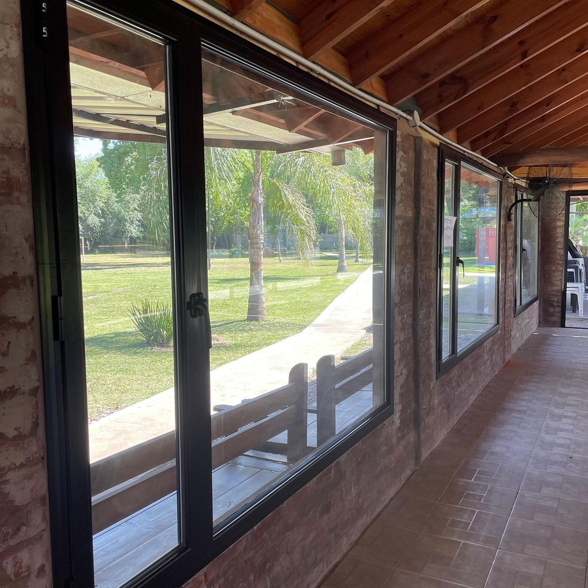 Ventanales corredor exterior